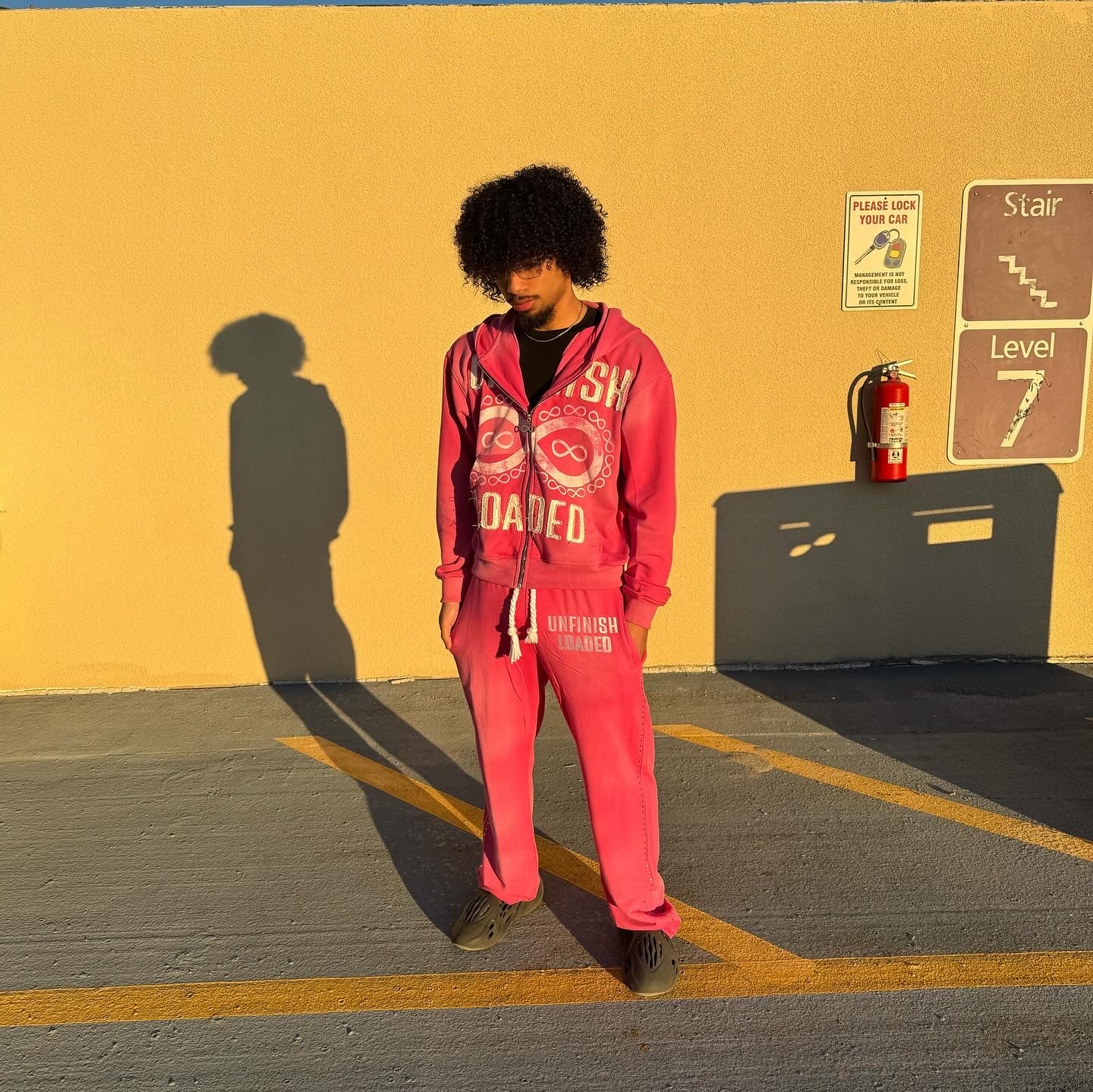 INFINITE DESTINY TRACKSUIT (PINK)